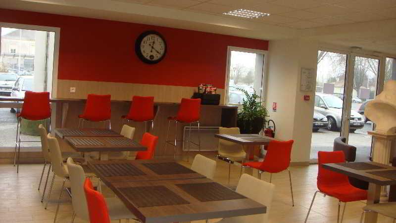 The Originals Access, Hotel Cholet Gare Exterior photo