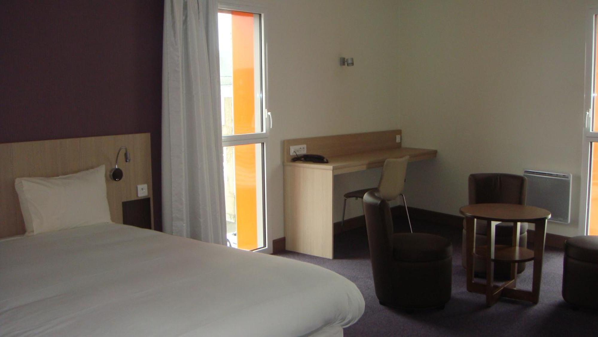 The Originals Access, Hotel Cholet Gare Exterior photo
